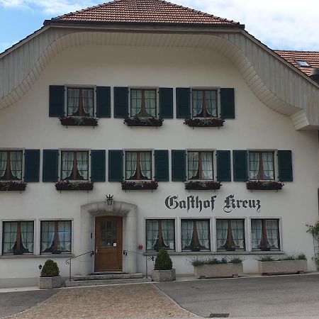 Hotel Gasthof Kreuz Welschenrohr エクステリア 写真
