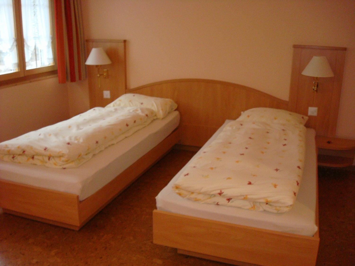 Hotel Gasthof Kreuz Welschenrohr エクステリア 写真