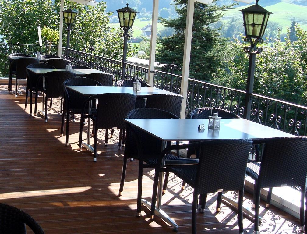 Hotel Gasthof Kreuz Welschenrohr エクステリア 写真
