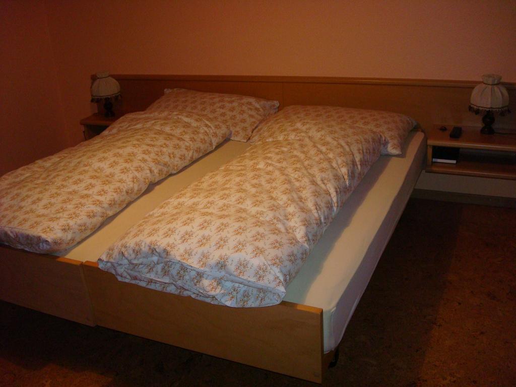 Hotel Gasthof Kreuz Welschenrohr エクステリア 写真